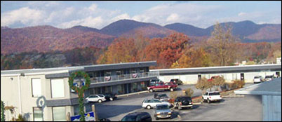 Seasons Inn and Plaza in Blairsville, Georgia